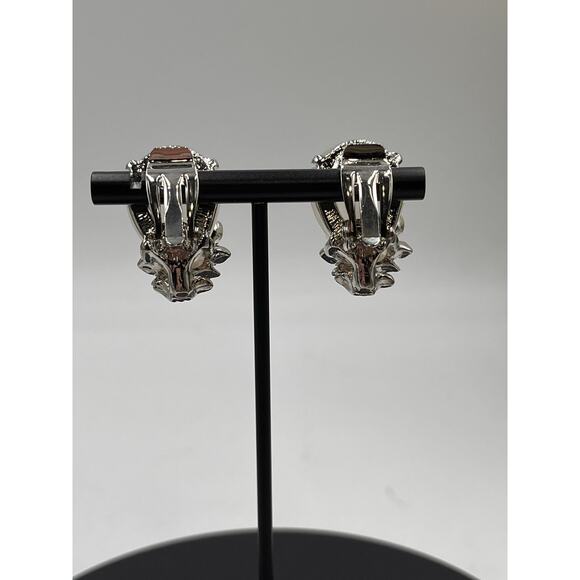 Kenneth Jay Lane White Lucite & Clear Crystal Clip-On Earrings - Picture 6 of 12